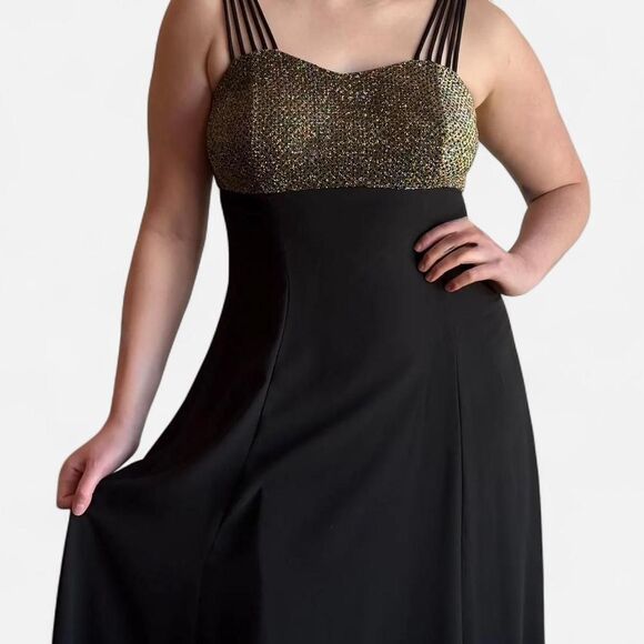 American Vintage Dresses & Skirts - Insane stunning Vintage American Full Length Gown With Gold Sparkly Bodice